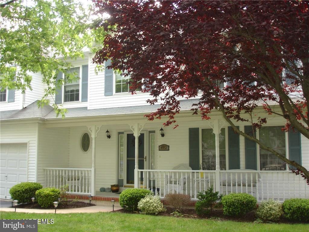 492 Coral Ln