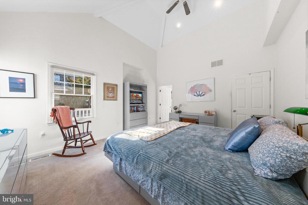 2808 Central Ave