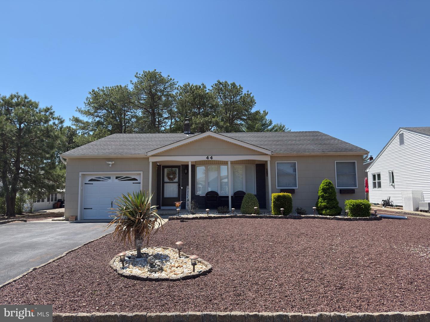 44 Westport Dr