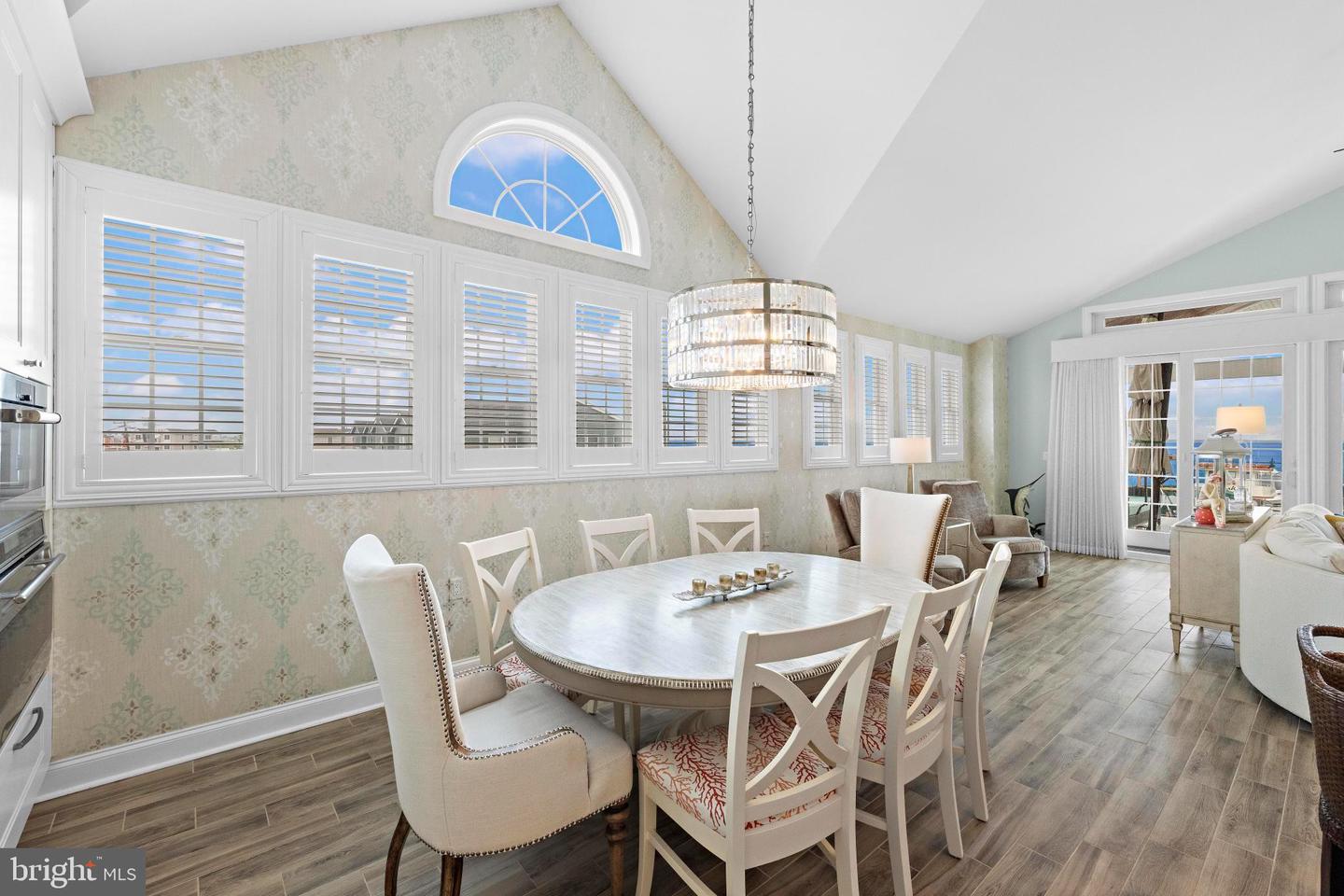 100 N West Ave #Unit 7a