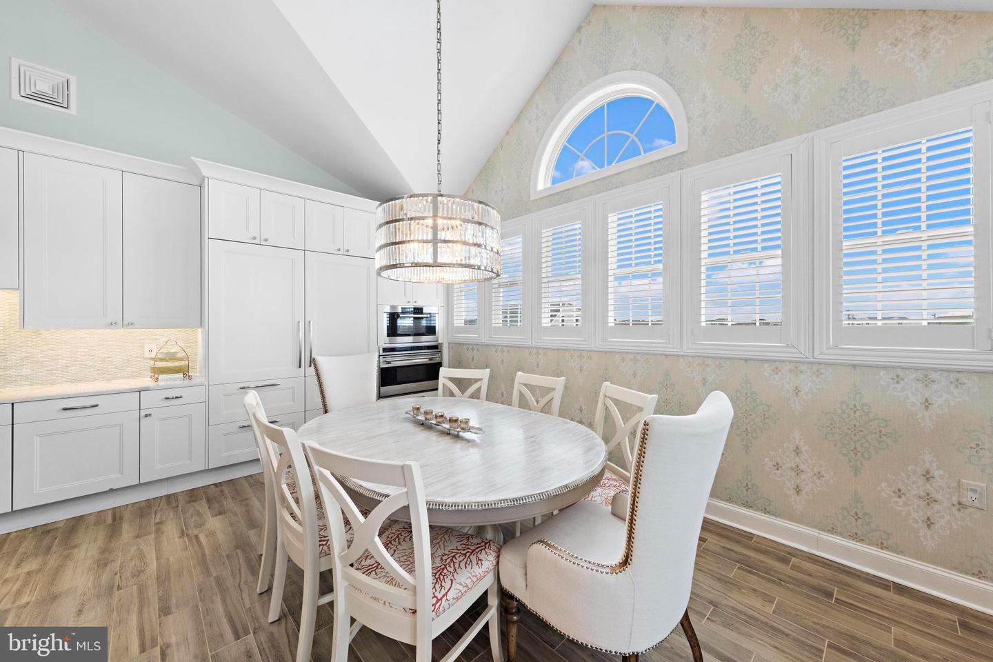 100 N West Ave #Unit 7a