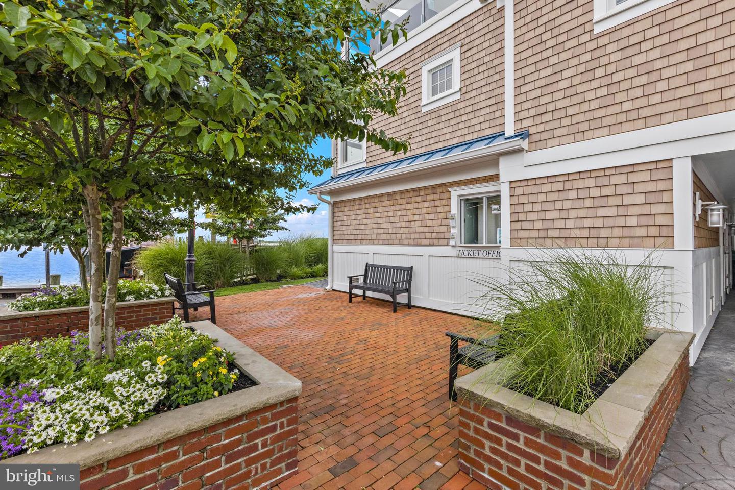 100 N West Ave #Unit 7a