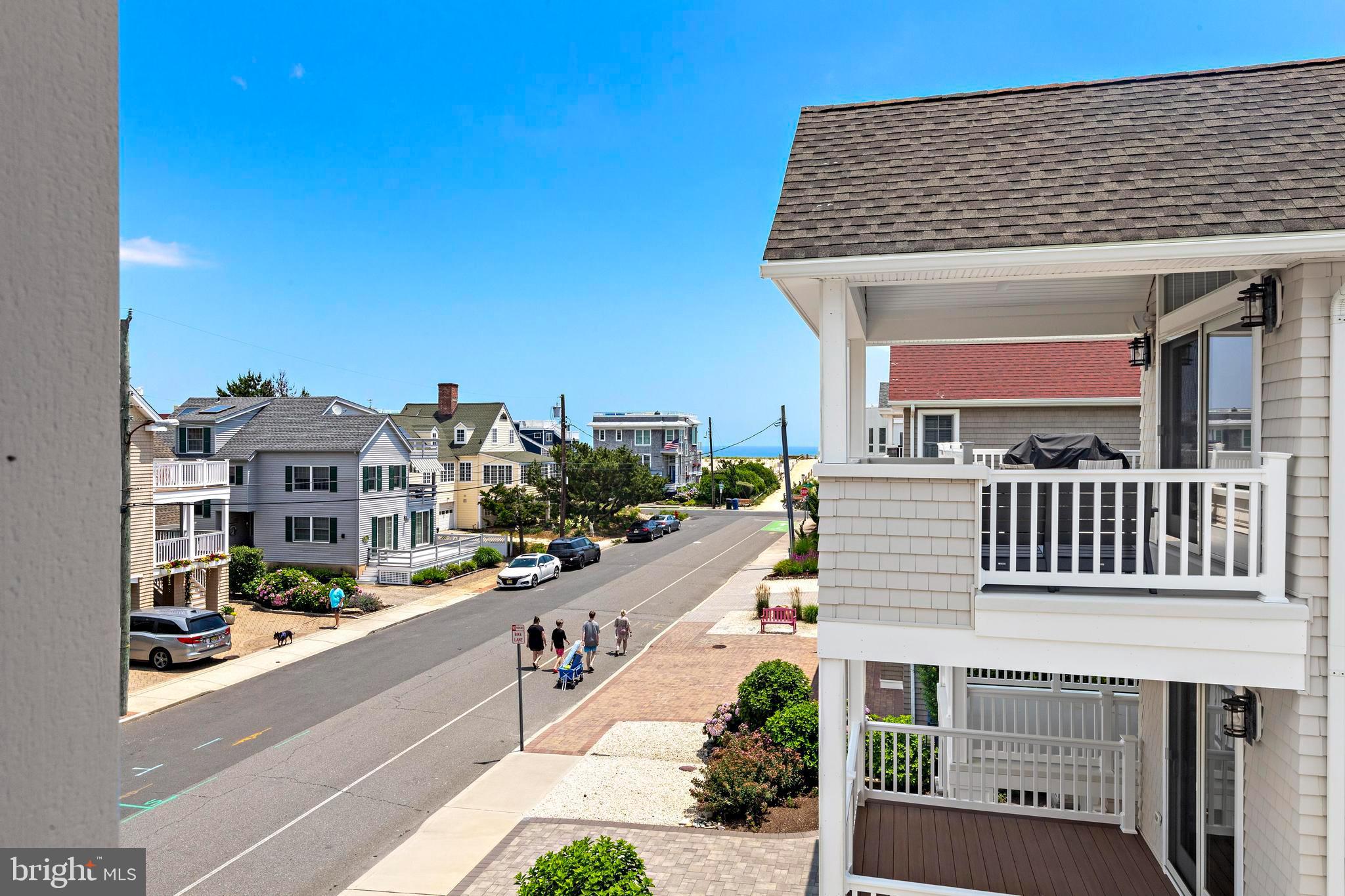 118 DOLPHIN AVENUE