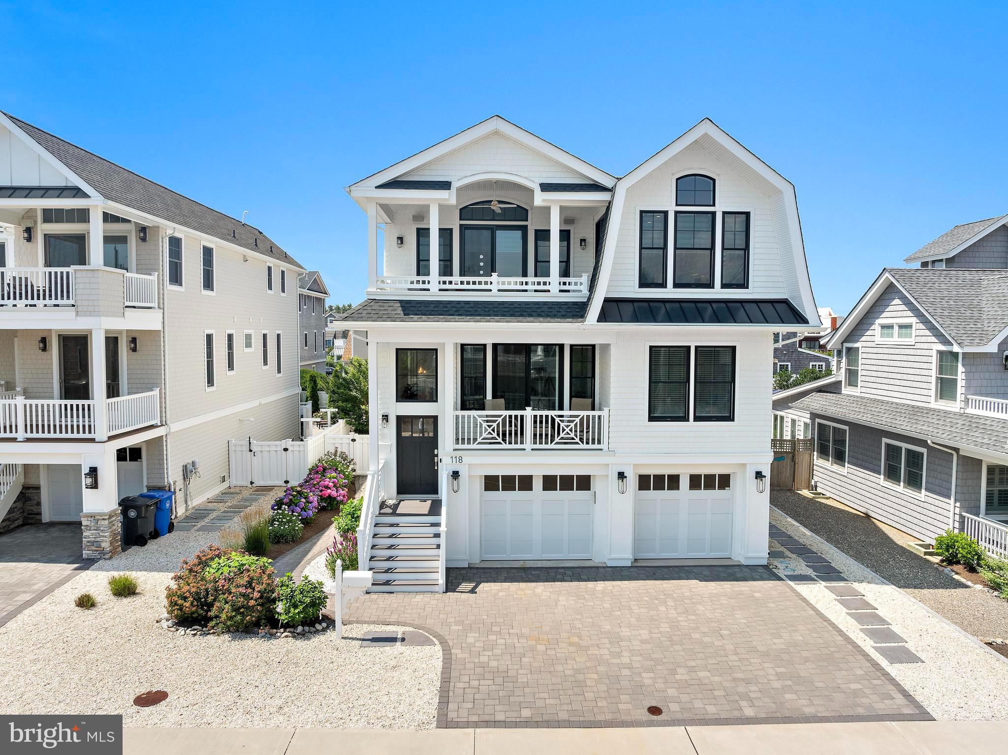 118 DOLPHIN AVENUE