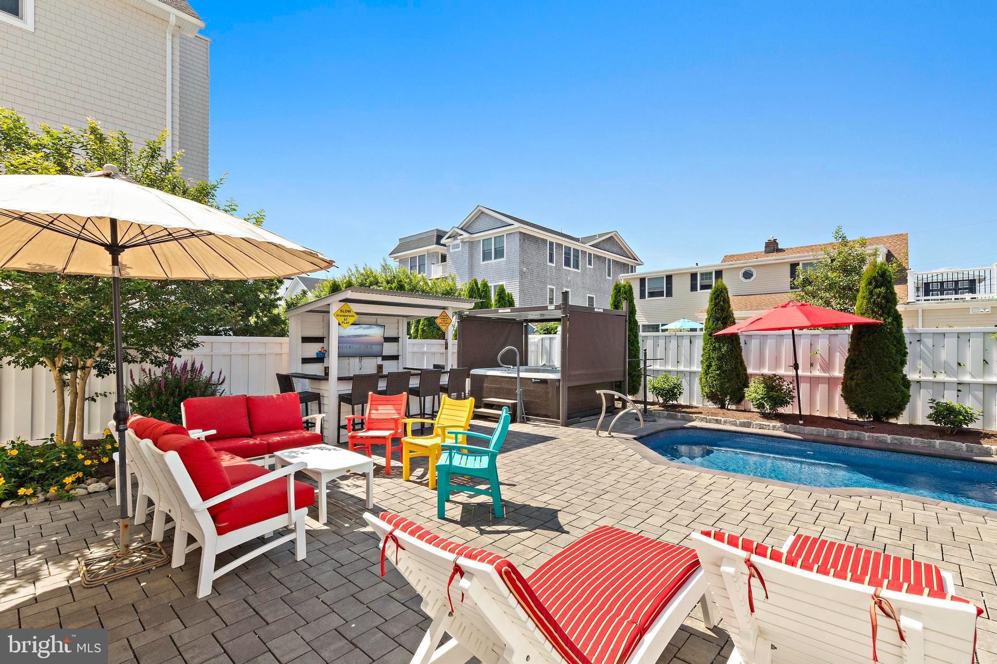 118 DOLPHIN AVENUE