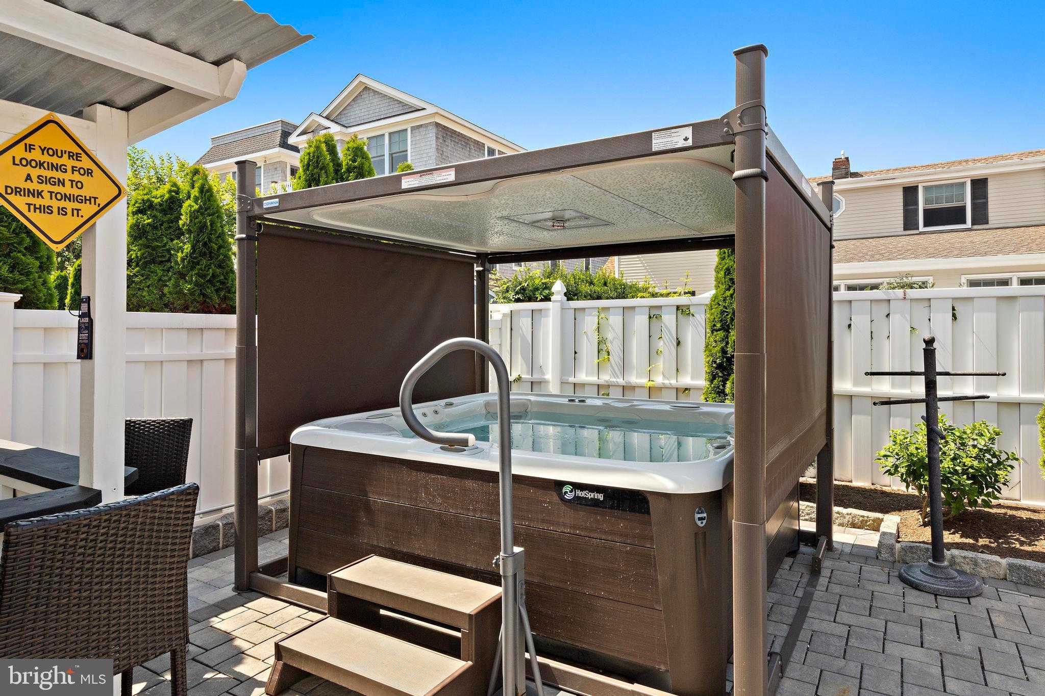 118 DOLPHIN AVENUE