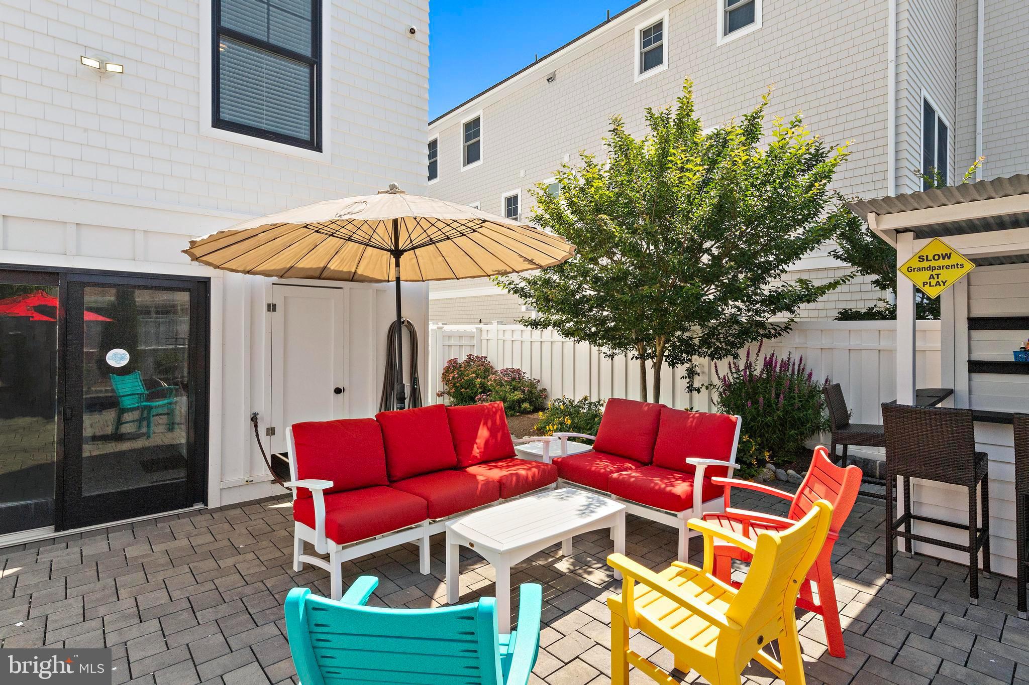 118 DOLPHIN AVENUE