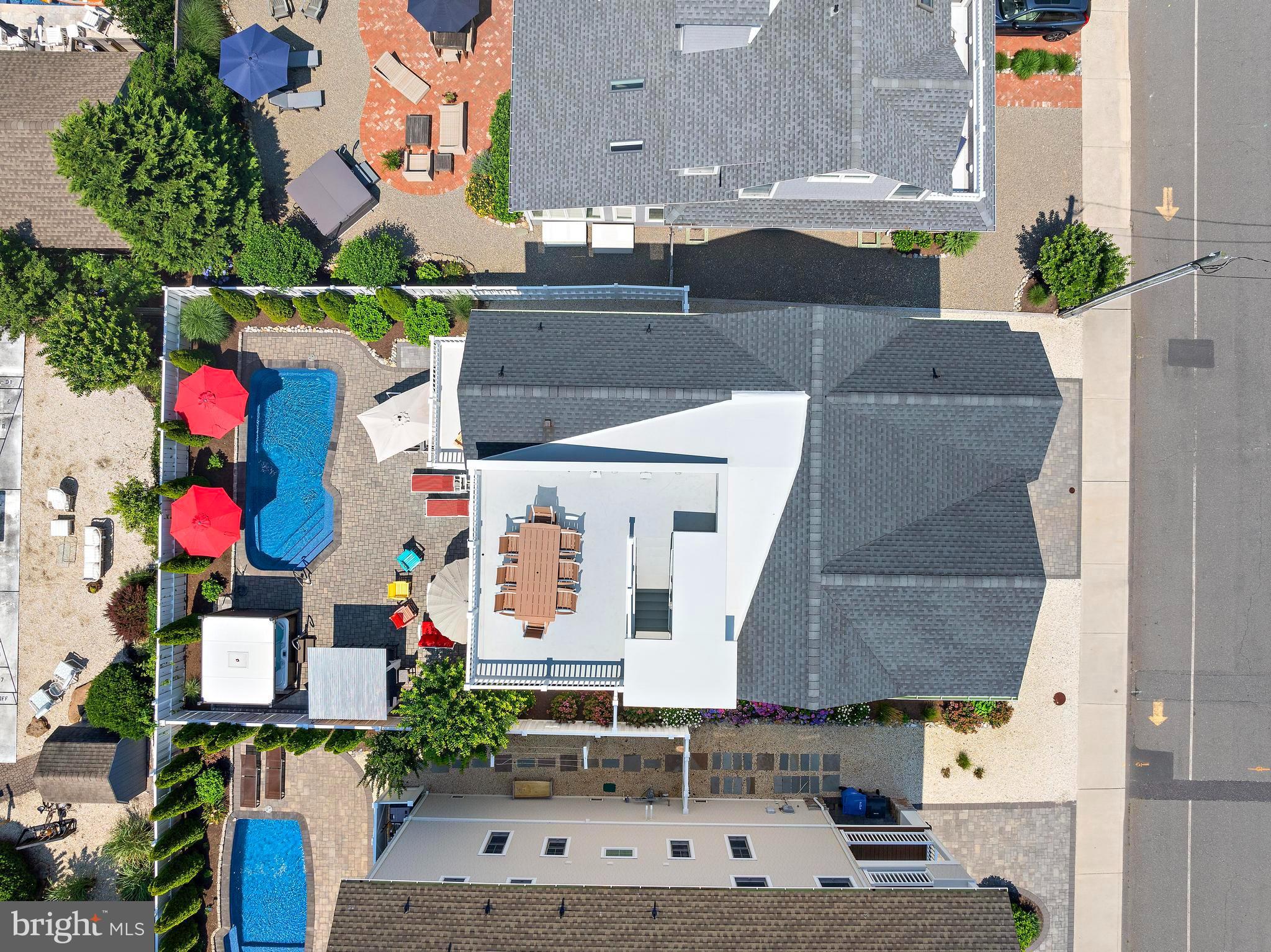 118 DOLPHIN AVENUE