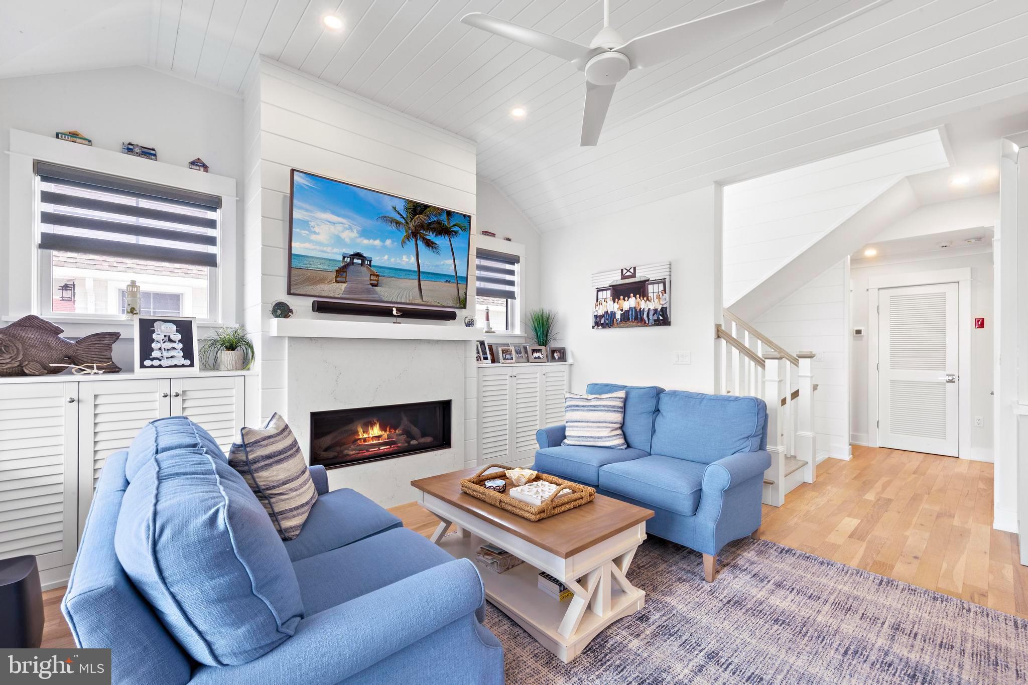118 DOLPHIN AVENUE
