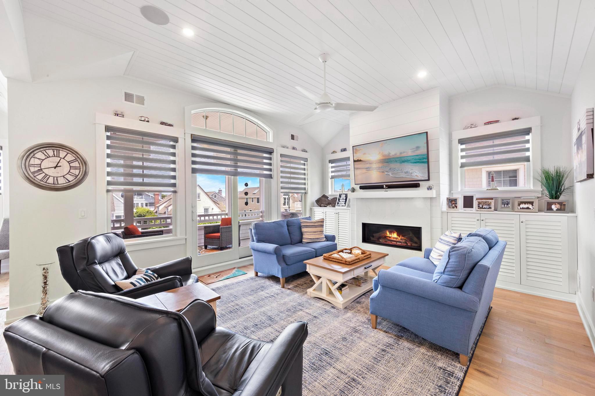 118 DOLPHIN AVENUE