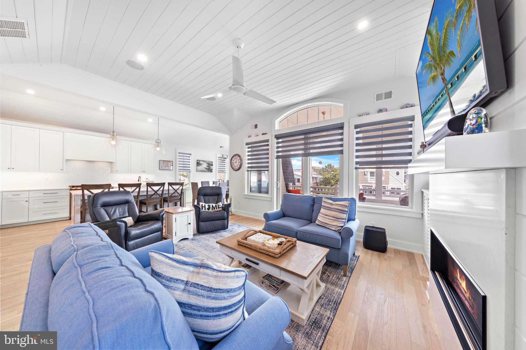 118 DOLPHIN AVENUE