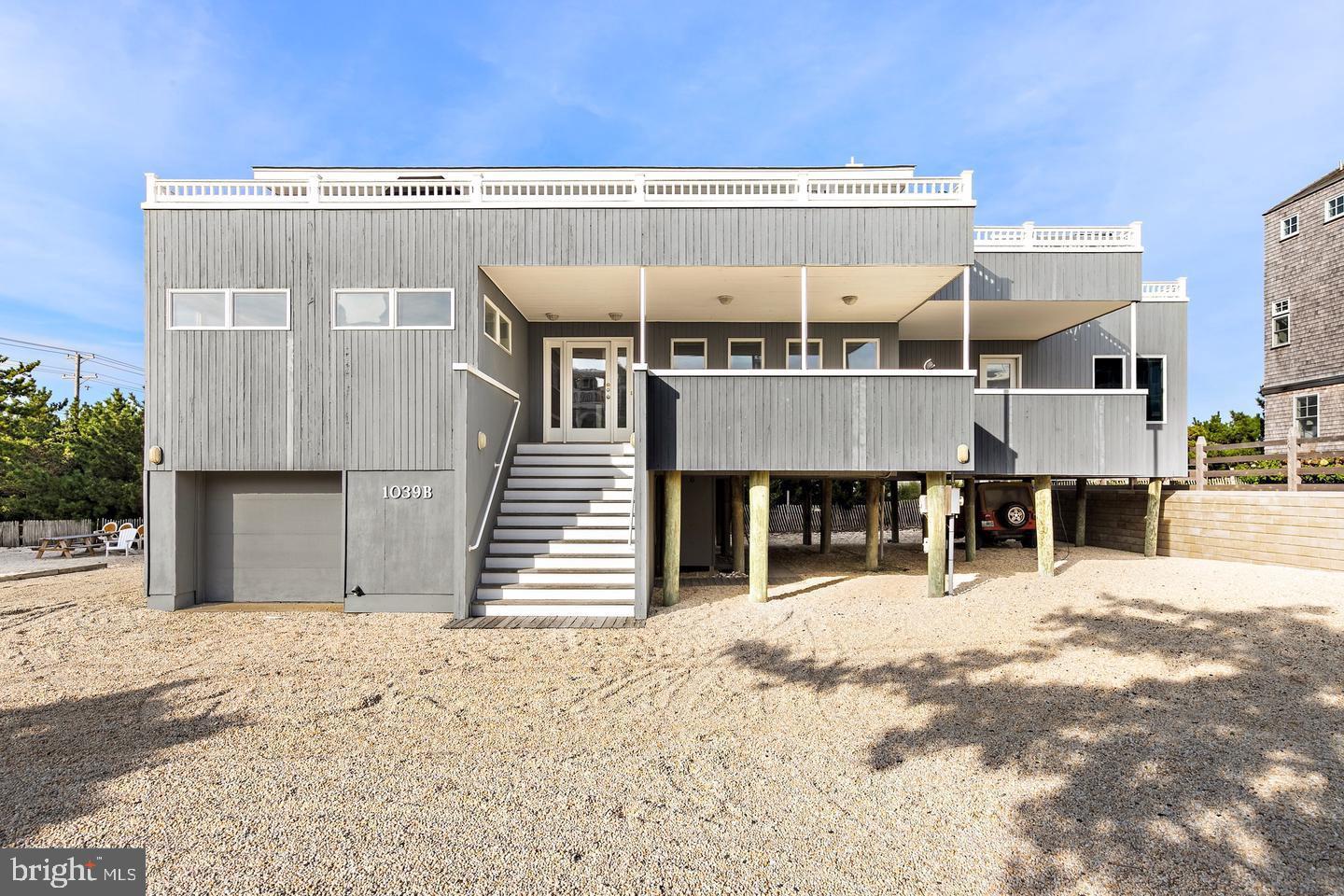 1039-B Long Beach Blvd