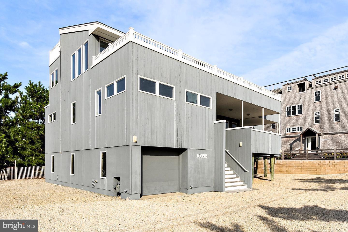 1039-B Long Beach Blvd