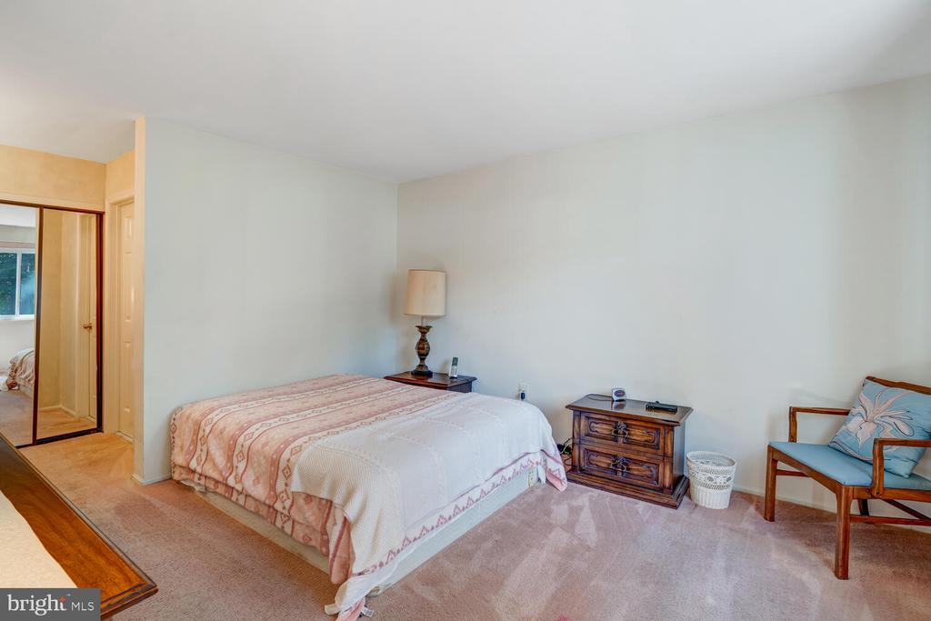 117 MOHICAN LANE