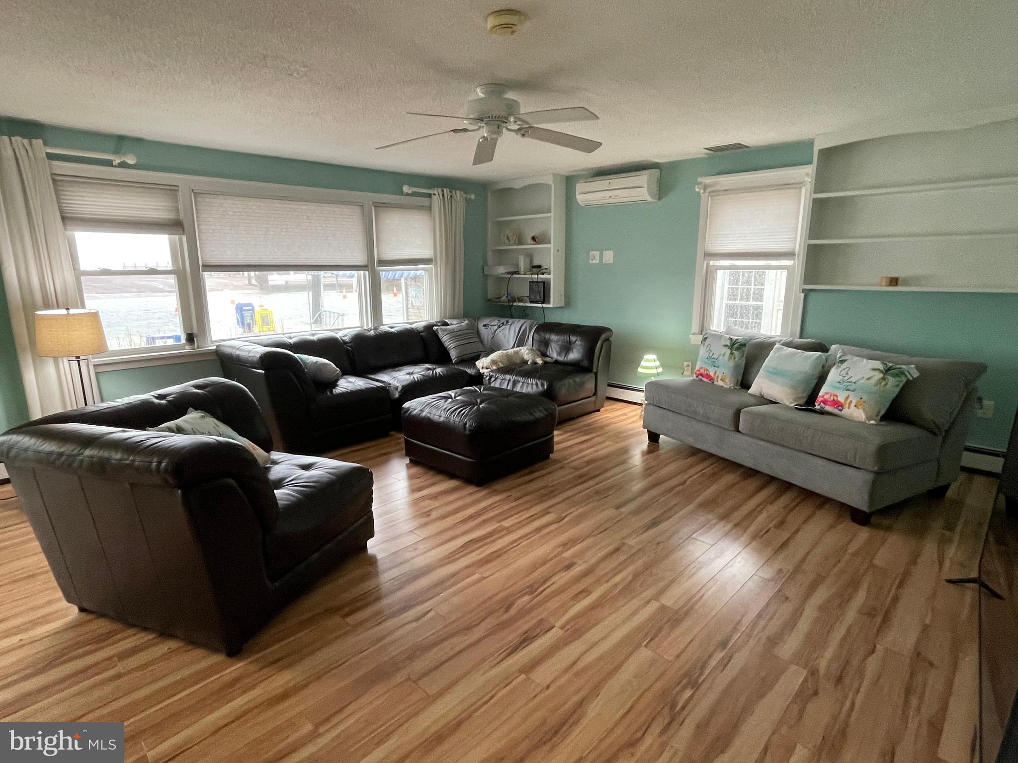 2609 Long Beach