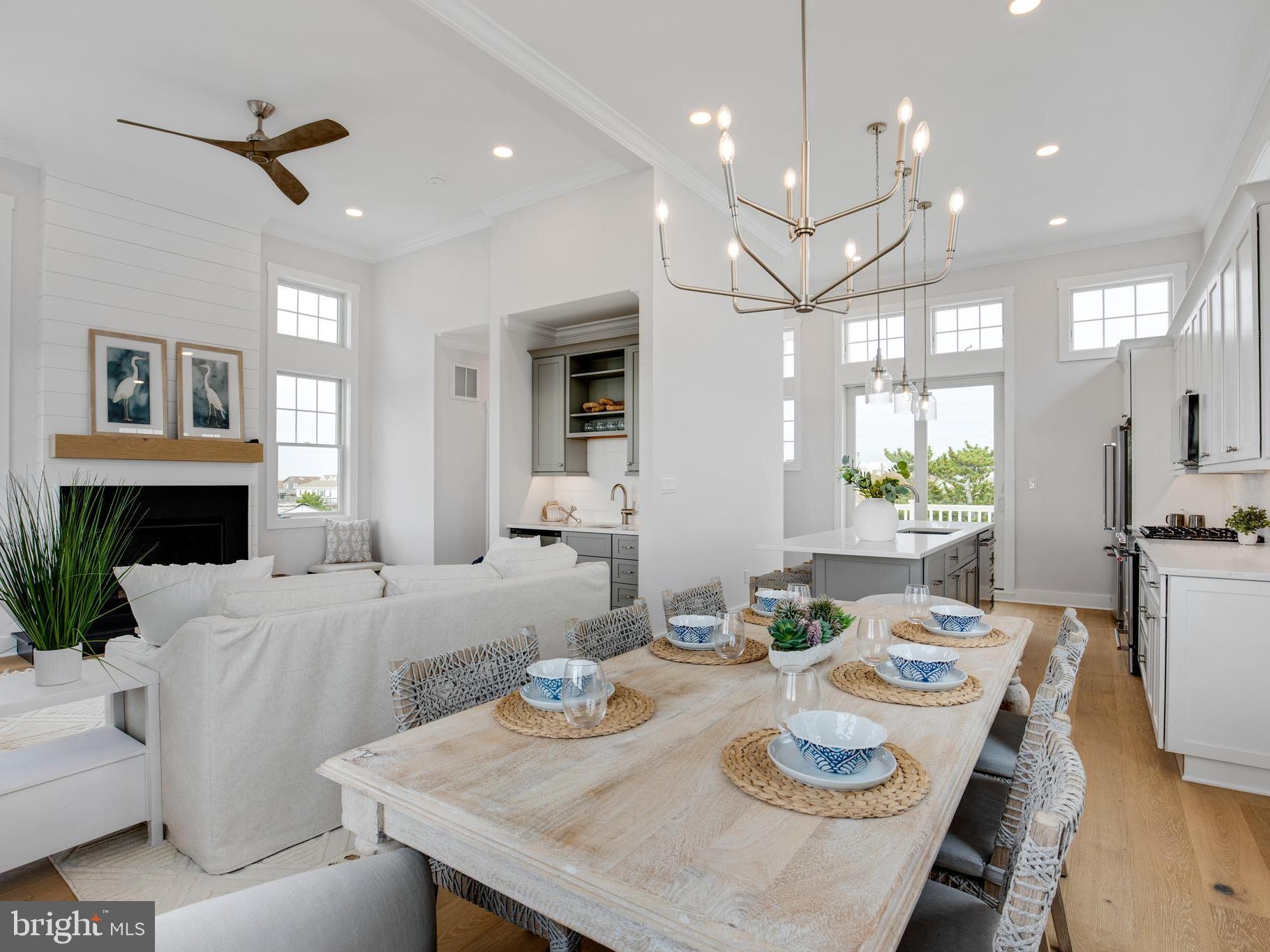 10-B W MARSHALL AVENUE