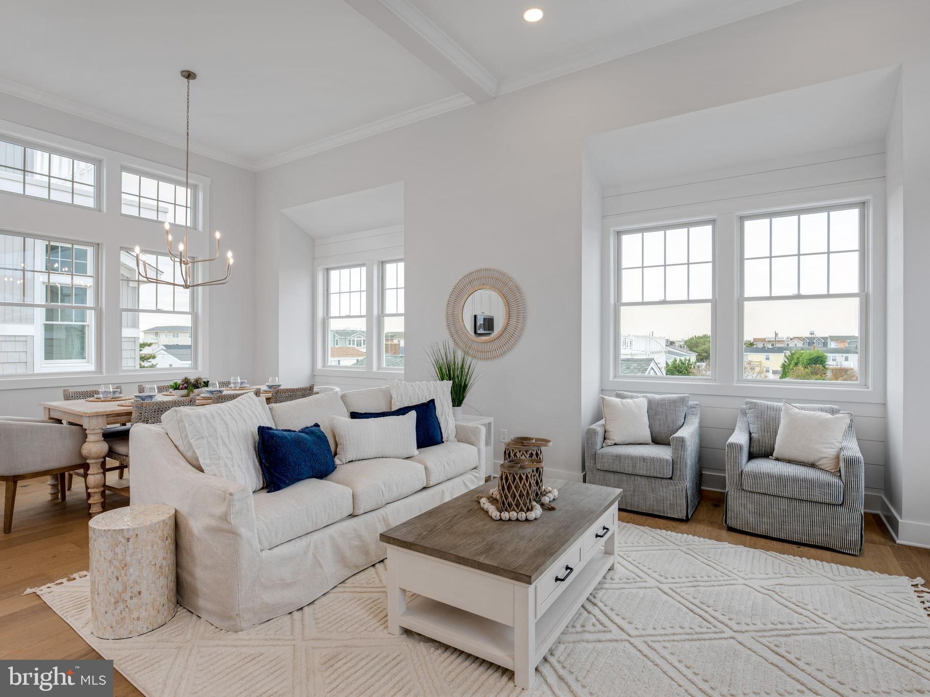 10-B W MARSHALL AVENUE