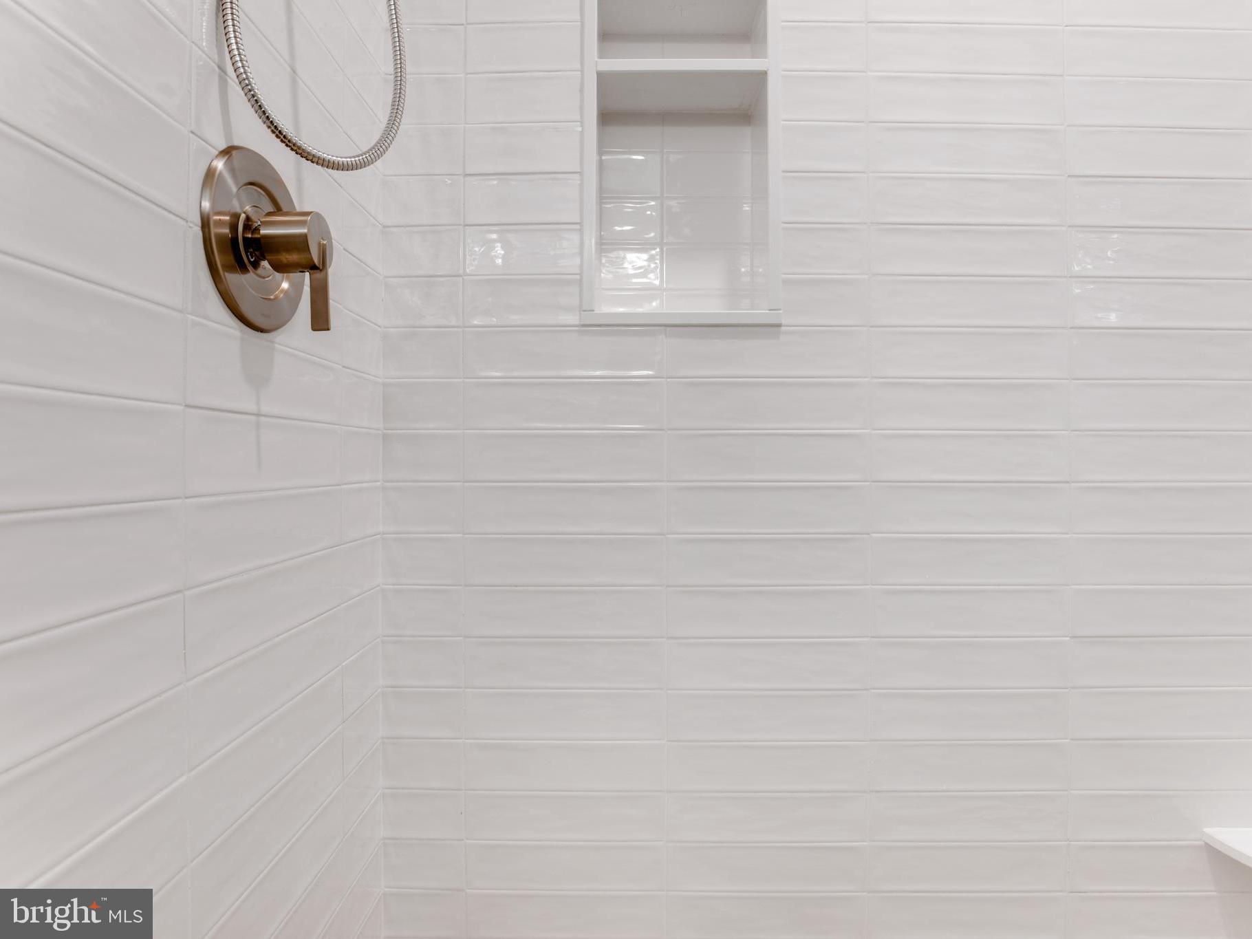 10-B W MARSHALL AVENUE