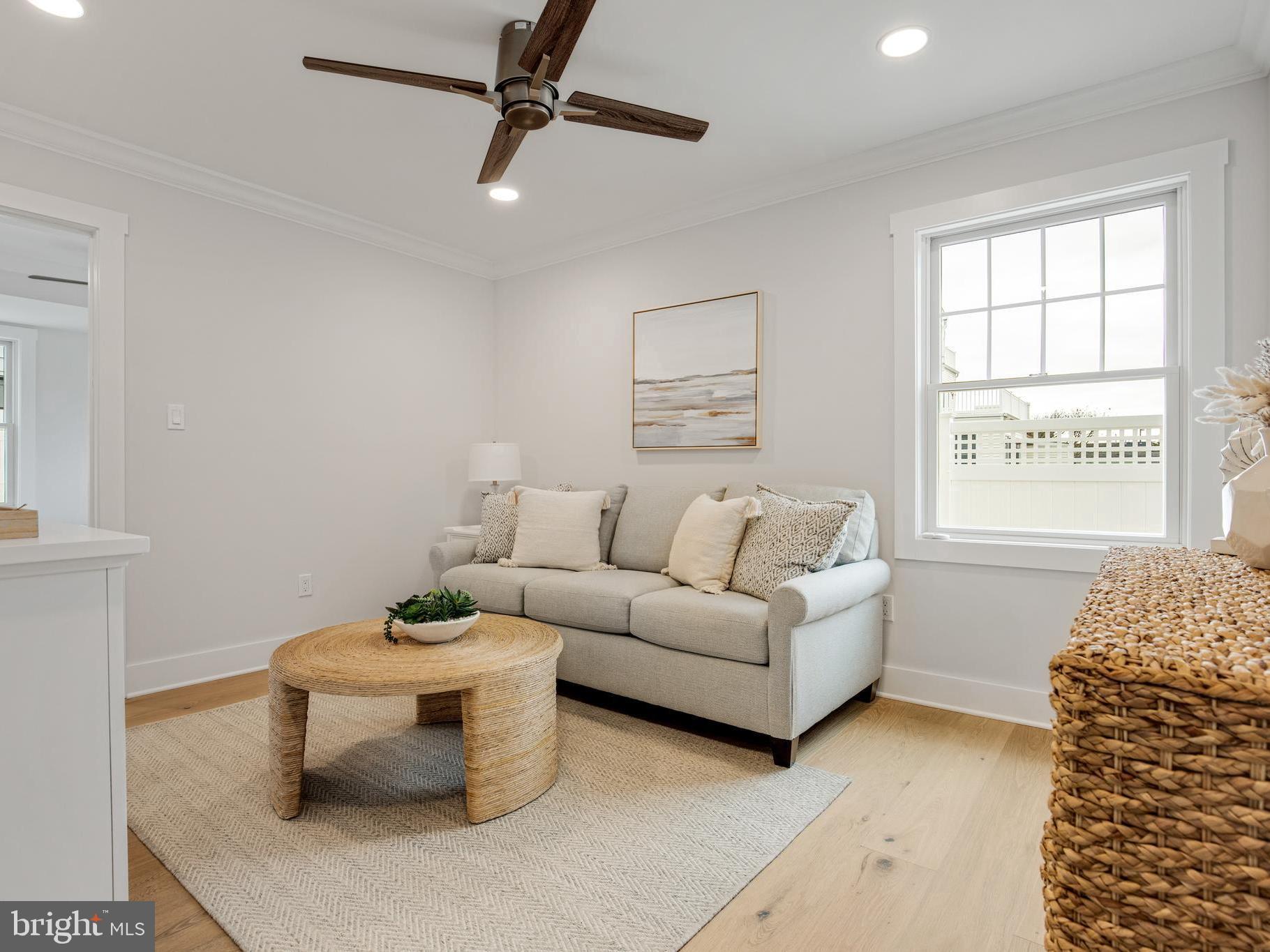 10-B W MARSHALL AVENUE