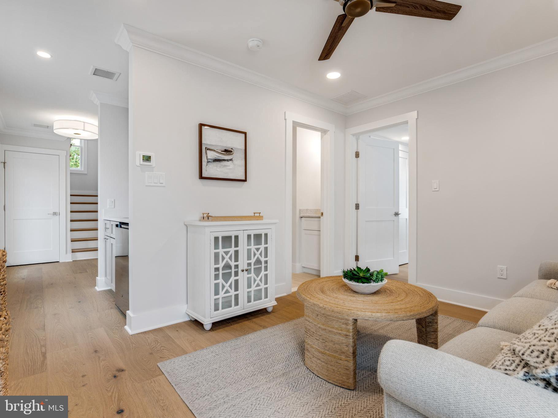 10-B W MARSHALL AVENUE