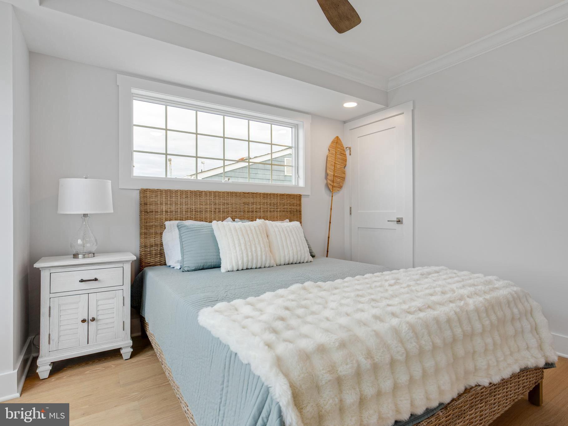 10-B W MARSHALL AVENUE