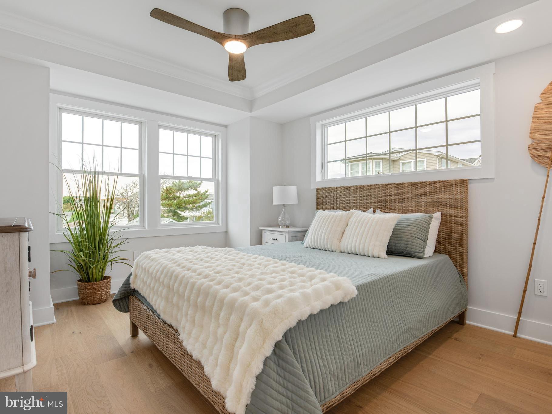 10-B W MARSHALL AVENUE