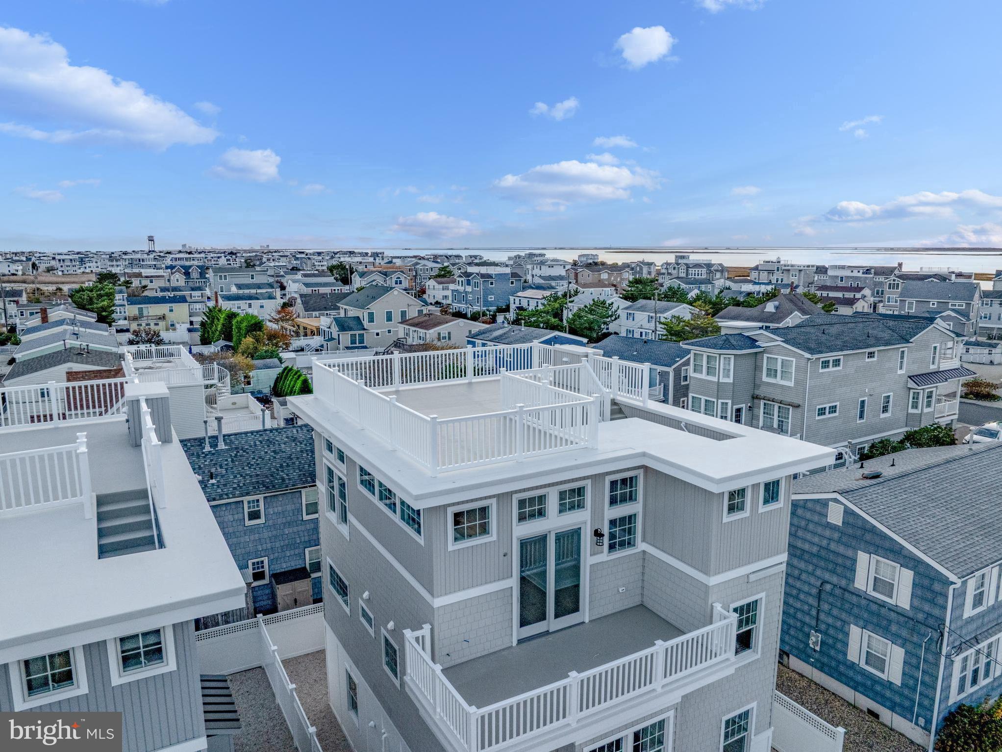 10-B W MARSHALL AVENUE