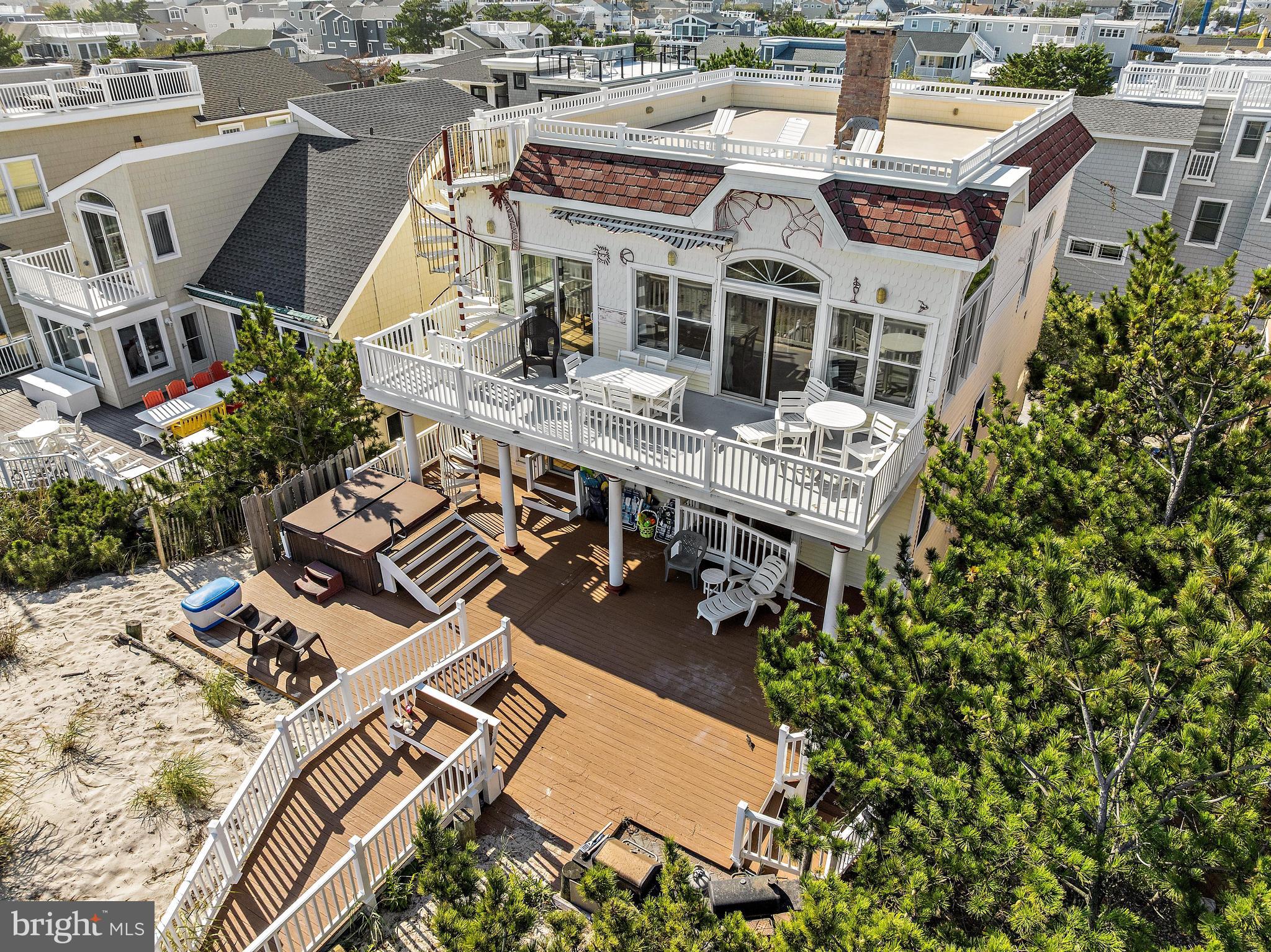 813 N OCEAN AVENUE