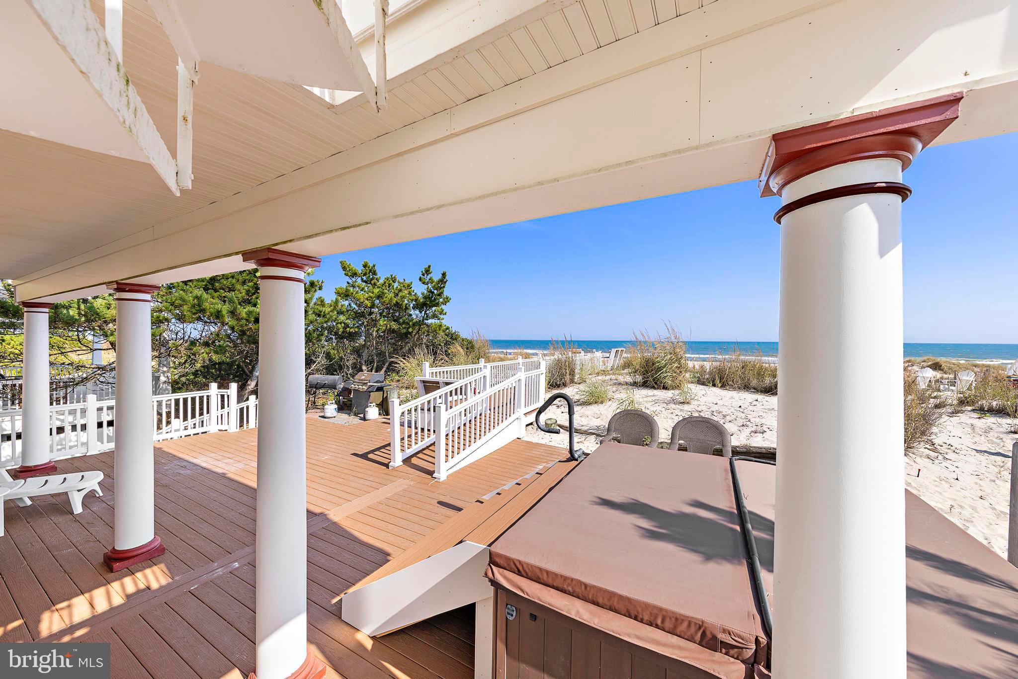 813 N OCEAN AVENUE