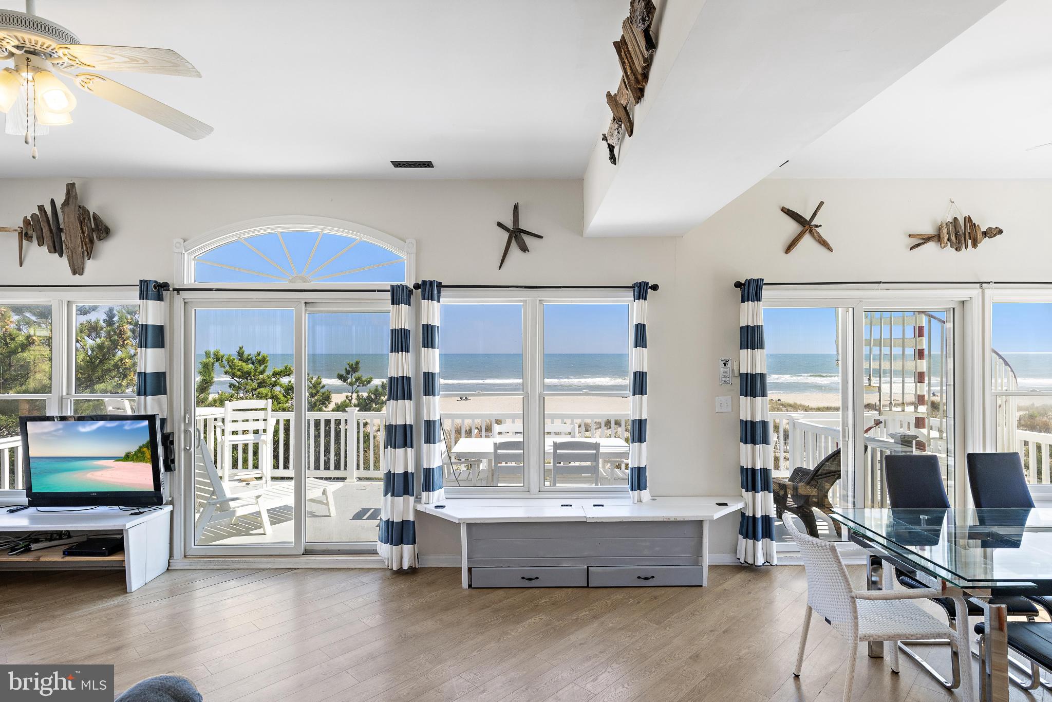 813 N OCEAN AVENUE