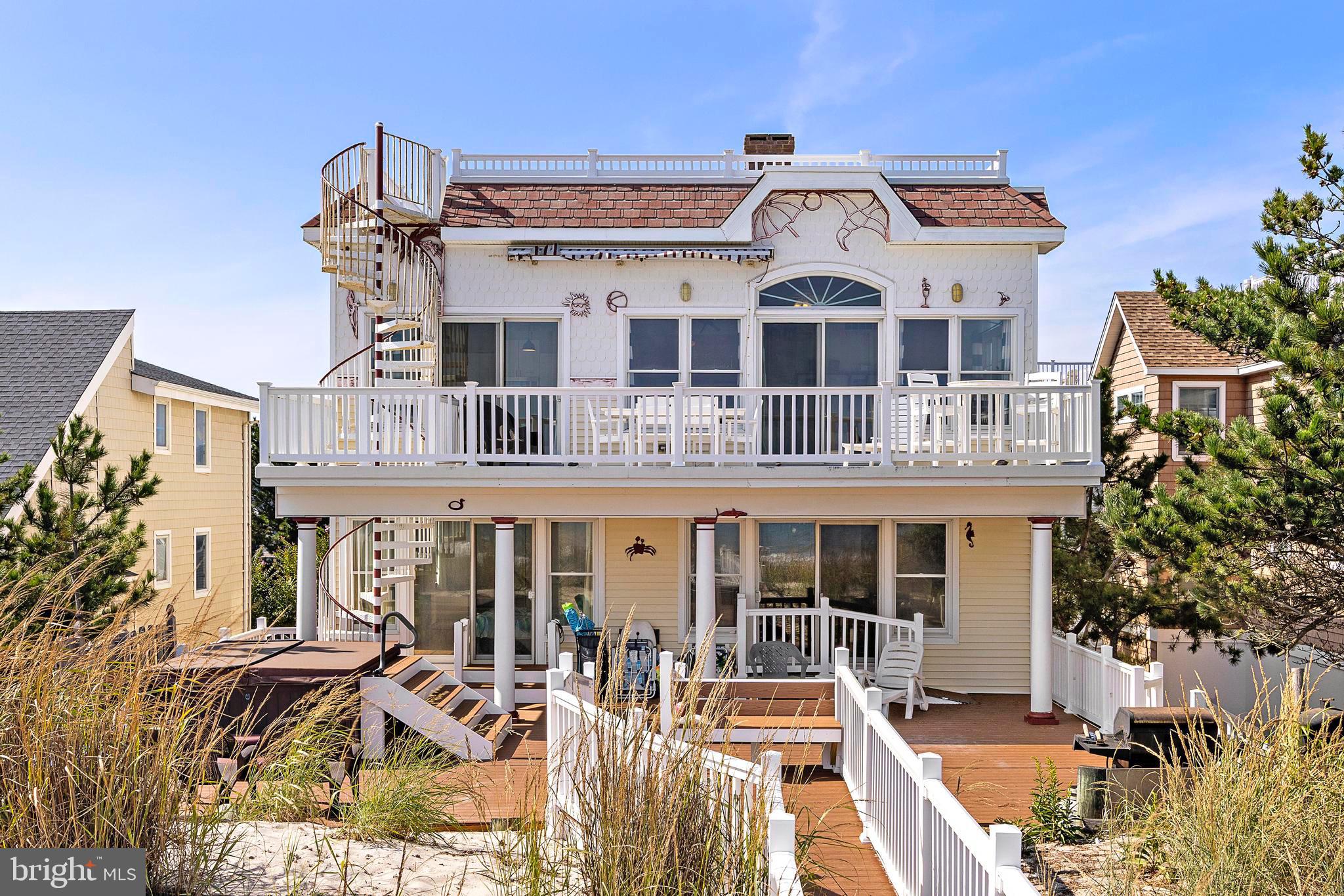 813 N OCEAN AVENUE