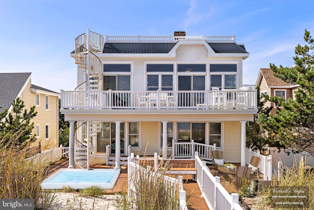 813 N OCEAN AVENUE