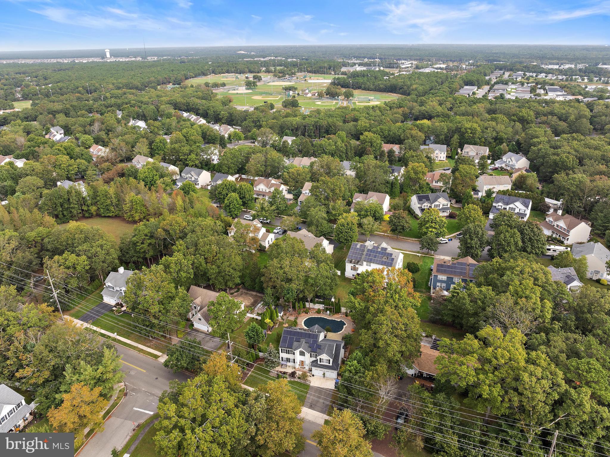 221 LAUREL COURT