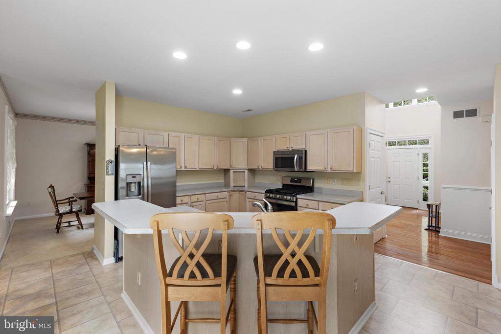 221 LAUREL COURT