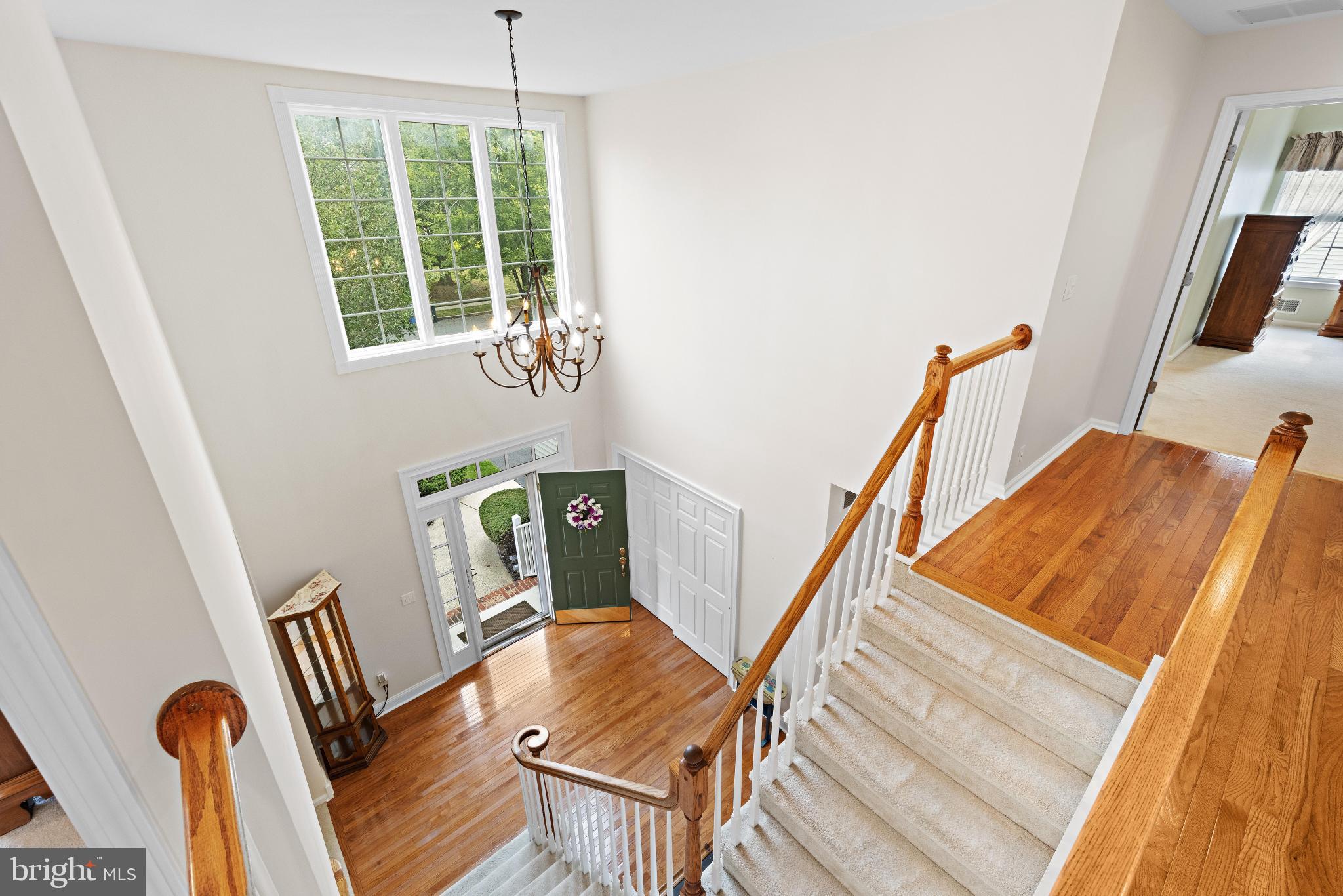 221 LAUREL COURT