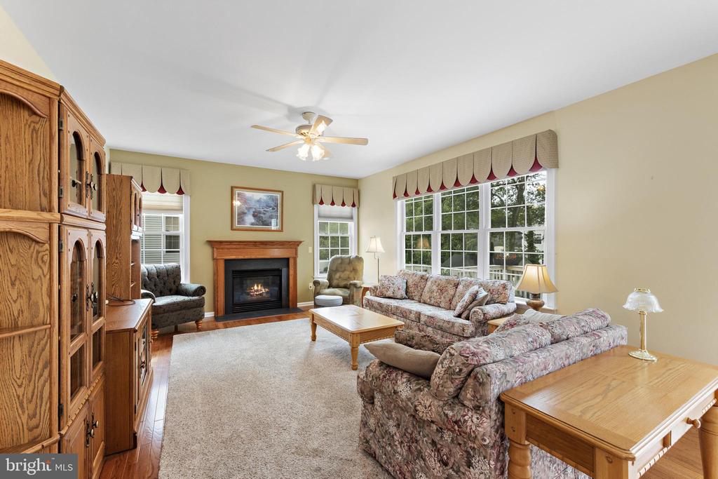 221 LAUREL COURT
