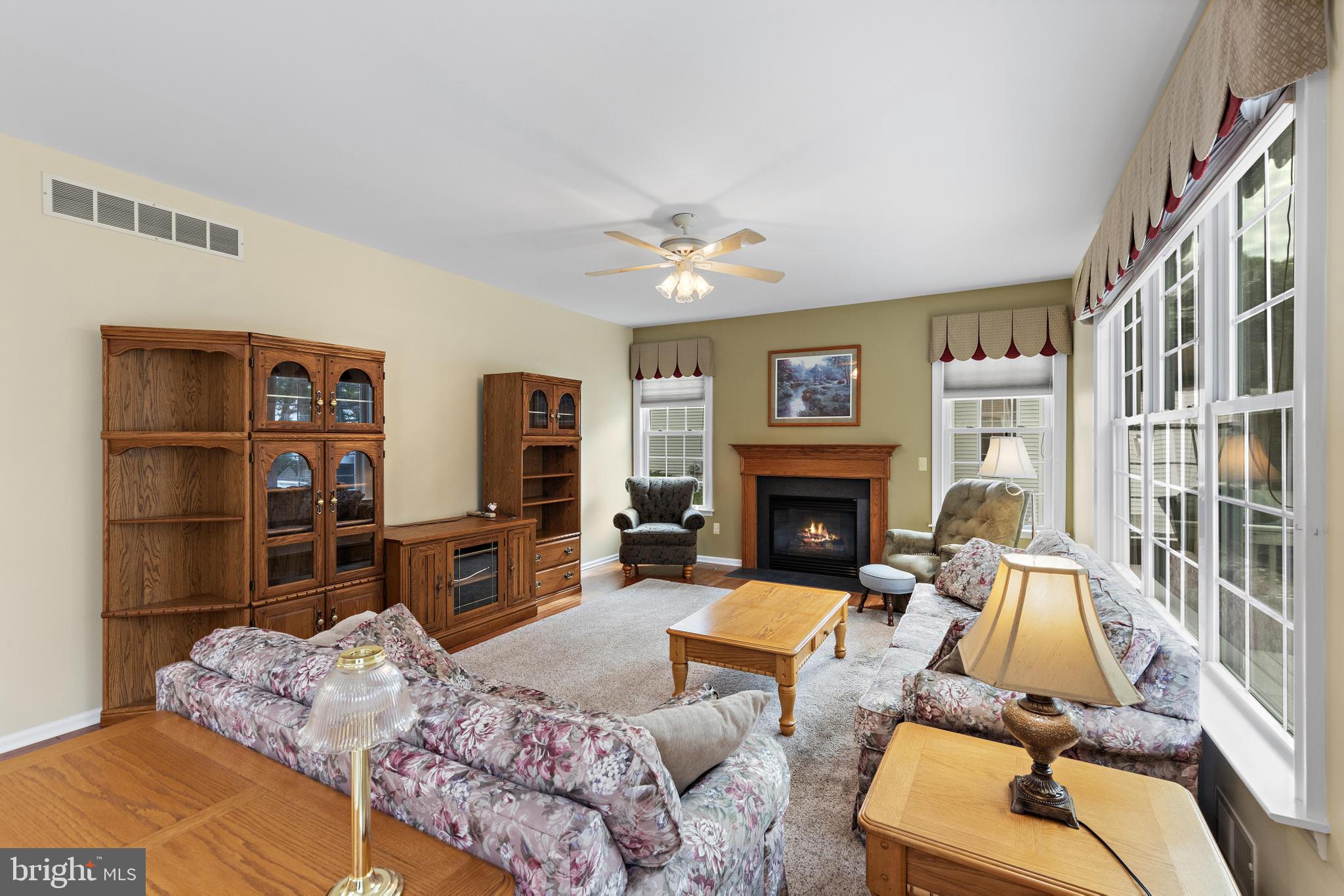 221 LAUREL COURT