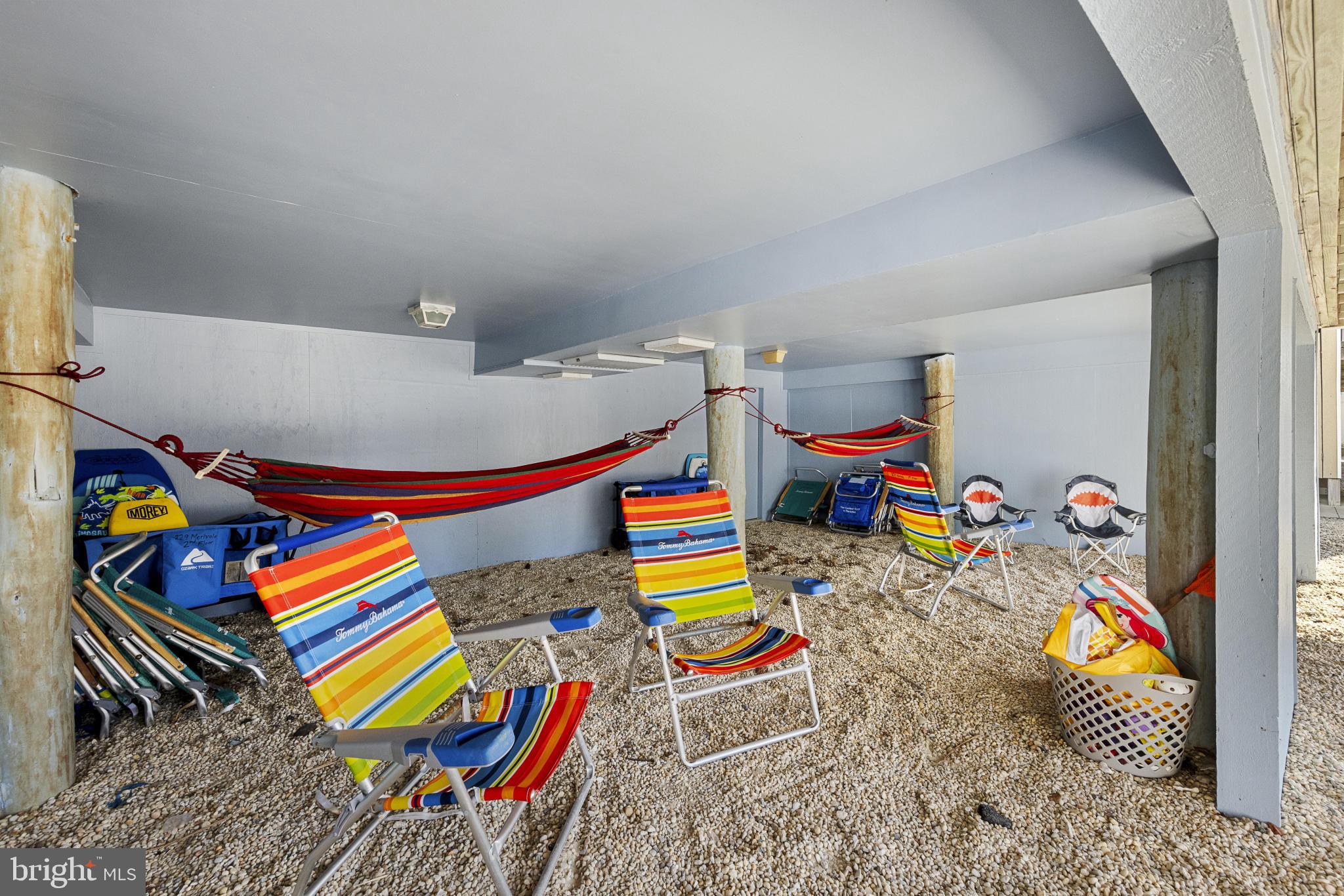 229 MERIVALE AVENUE UNIT B - 2ND FLOOR