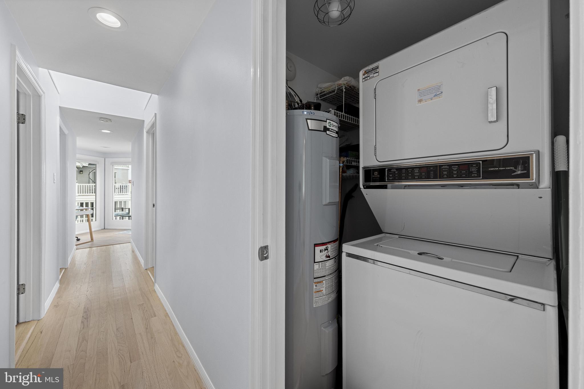 229 MERIVALE AVENUE UNIT B - 2ND FLOOR