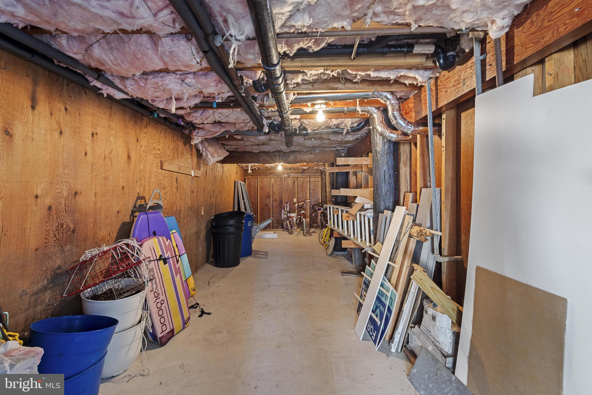 229 MERIVALE AVENUE UNIT B - 2ND FLOOR