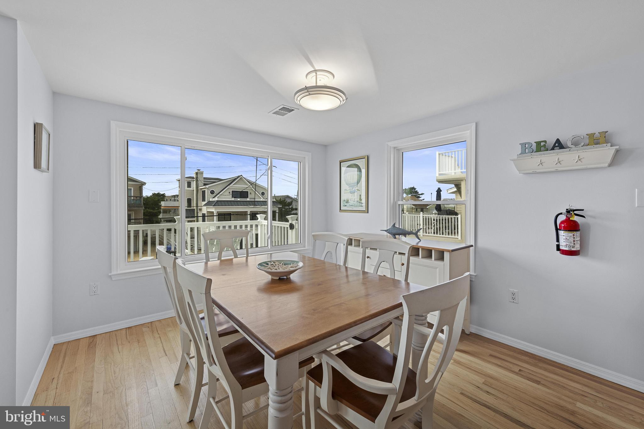 229 MERIVALE AVENUE UNIT B - 2ND FLOOR