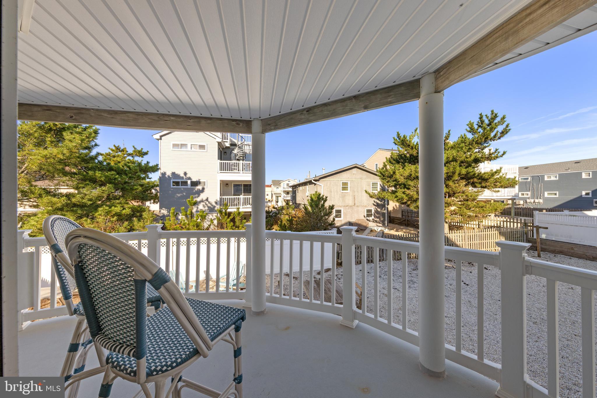 229 MERIVALE AVENUE A 1ST FLOOR