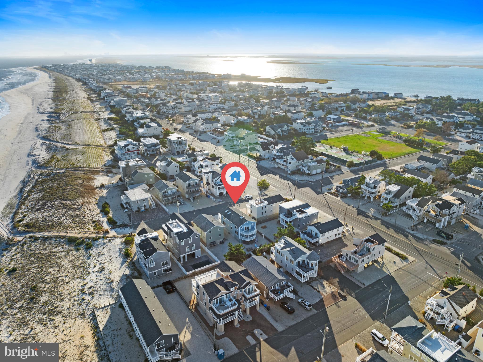 229 MERIVALE AVENUE A 1ST FLOOR