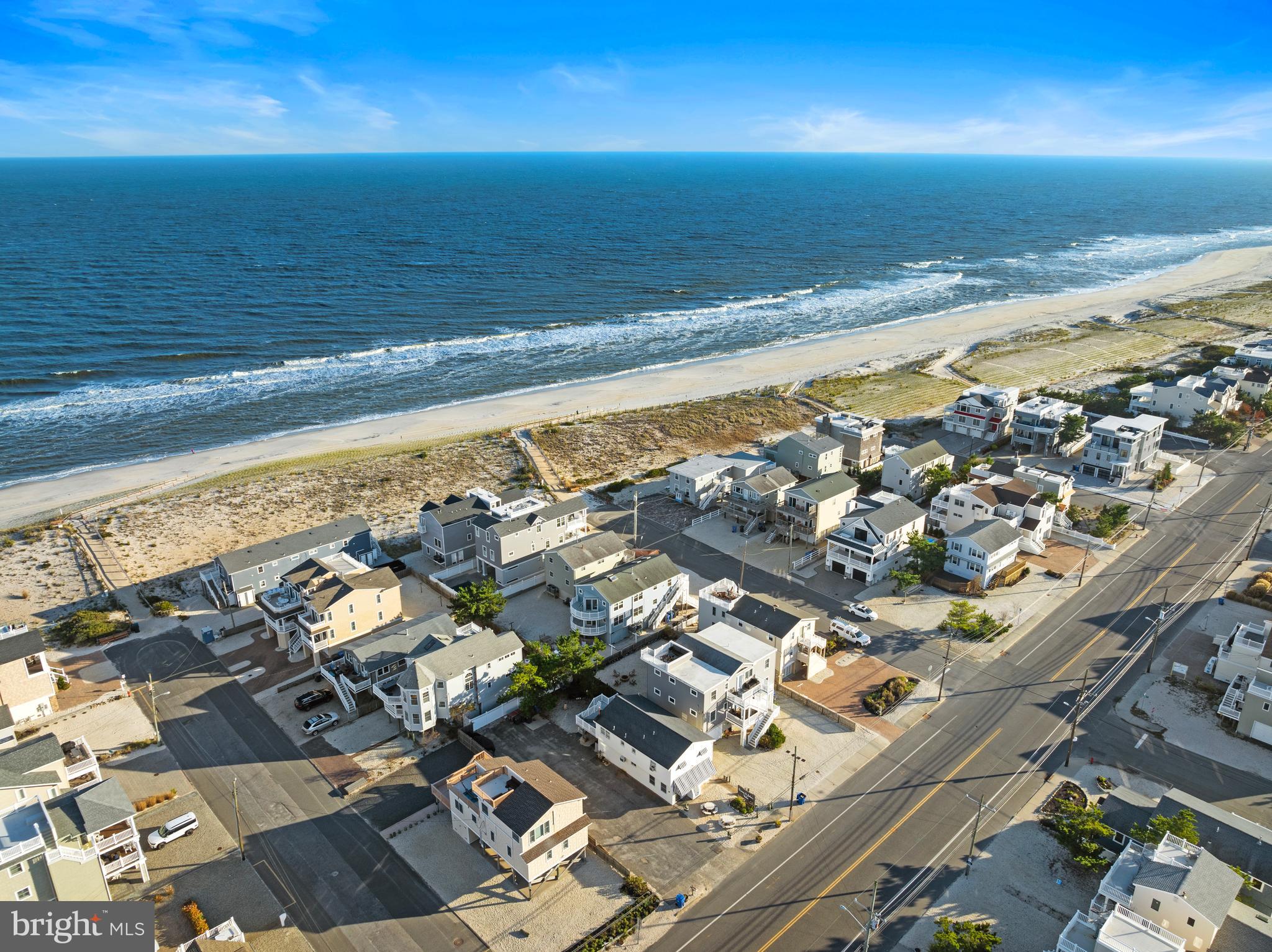 229 MERIVALE AVENUE A 1ST FLOOR