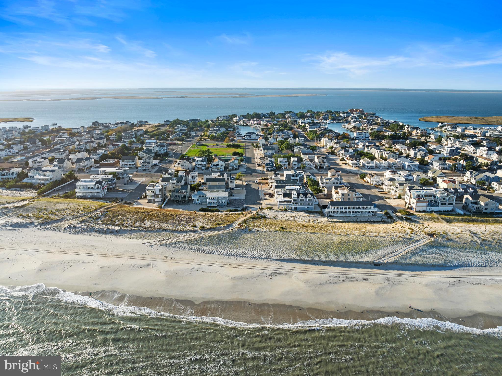 229 MERIVALE AVENUE A 1ST FLOOR