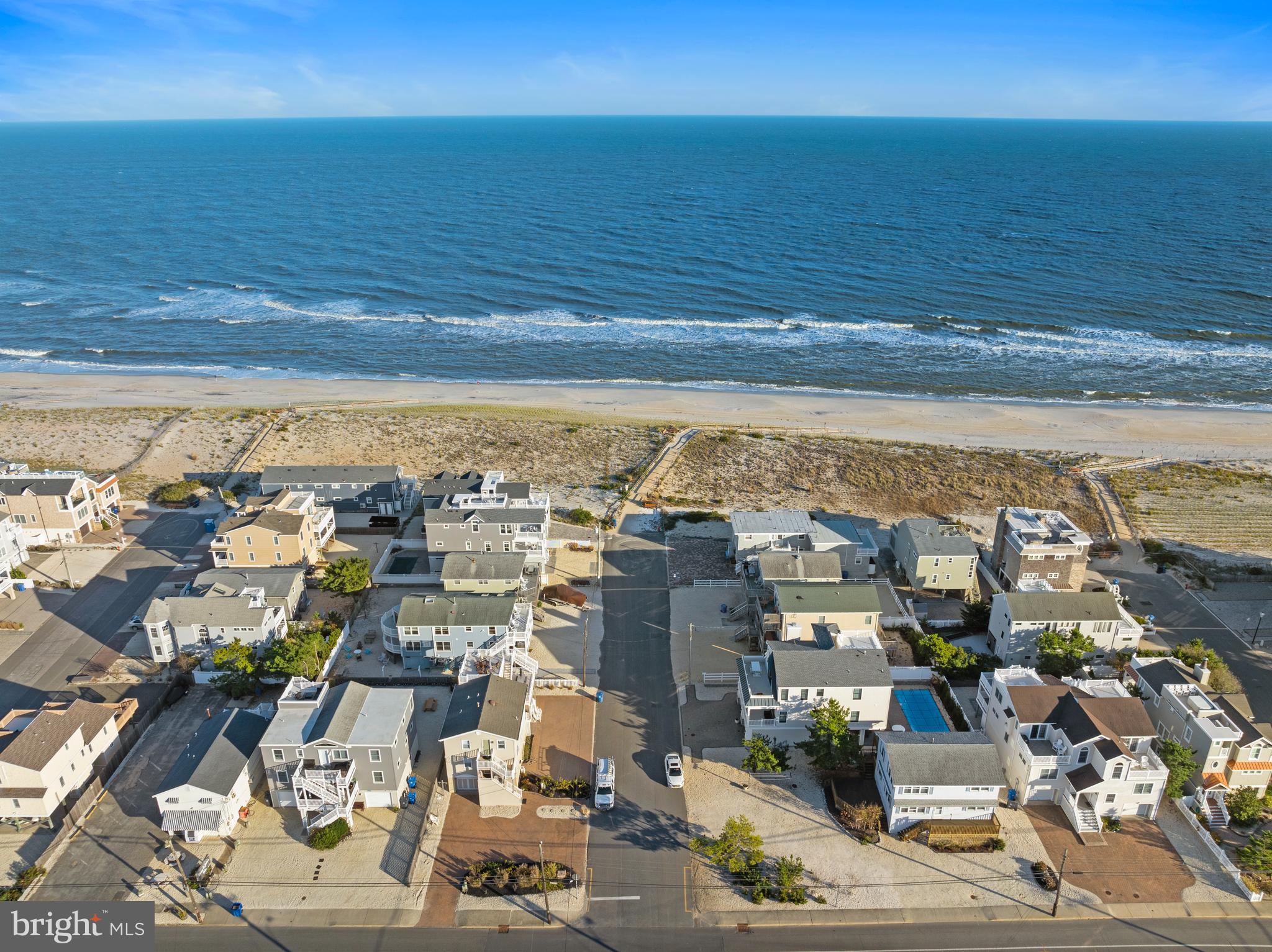 229 MERIVALE AVENUE A 1ST FLOOR