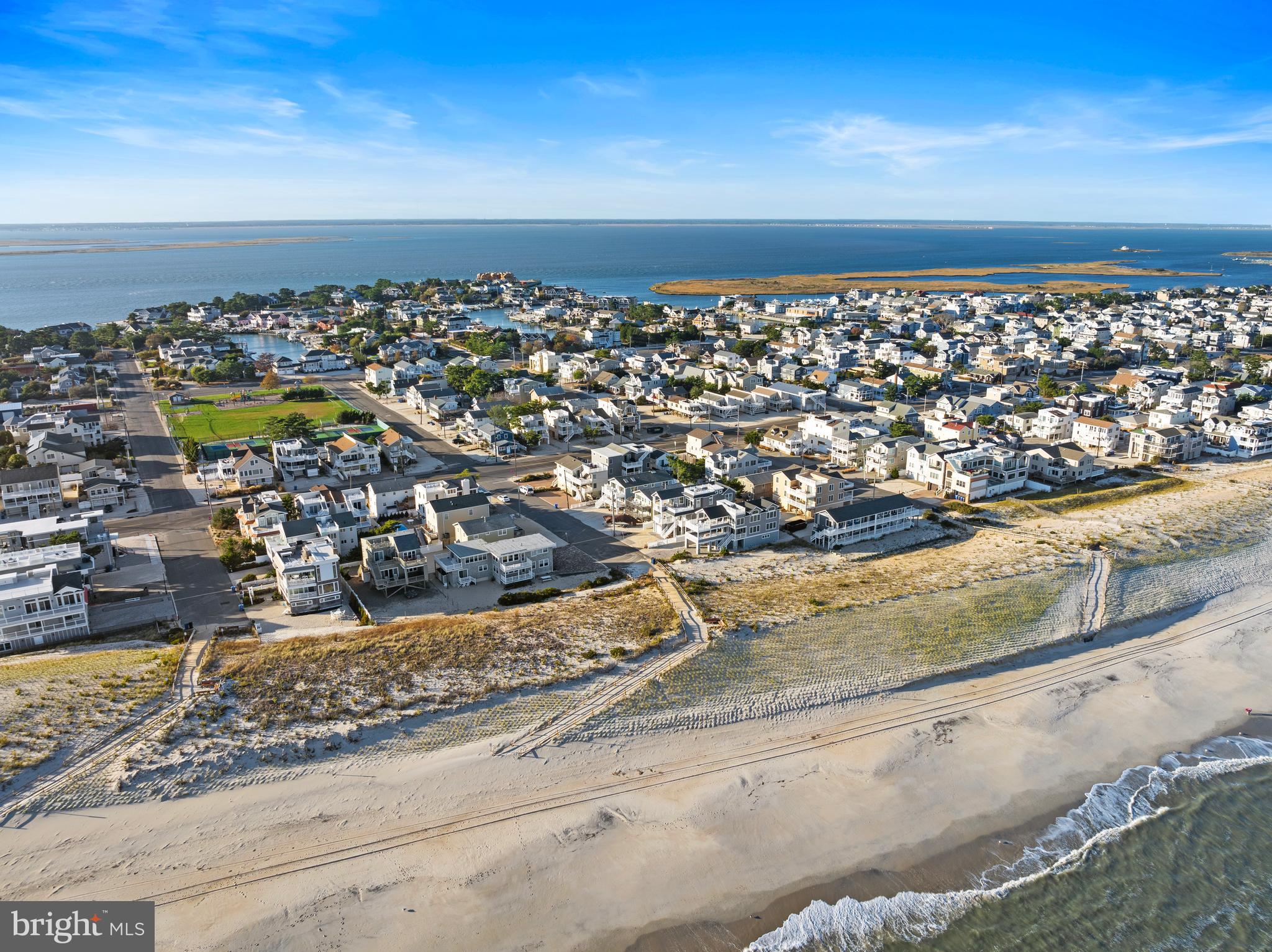 229 MERIVALE AVENUE A 1ST FLOOR