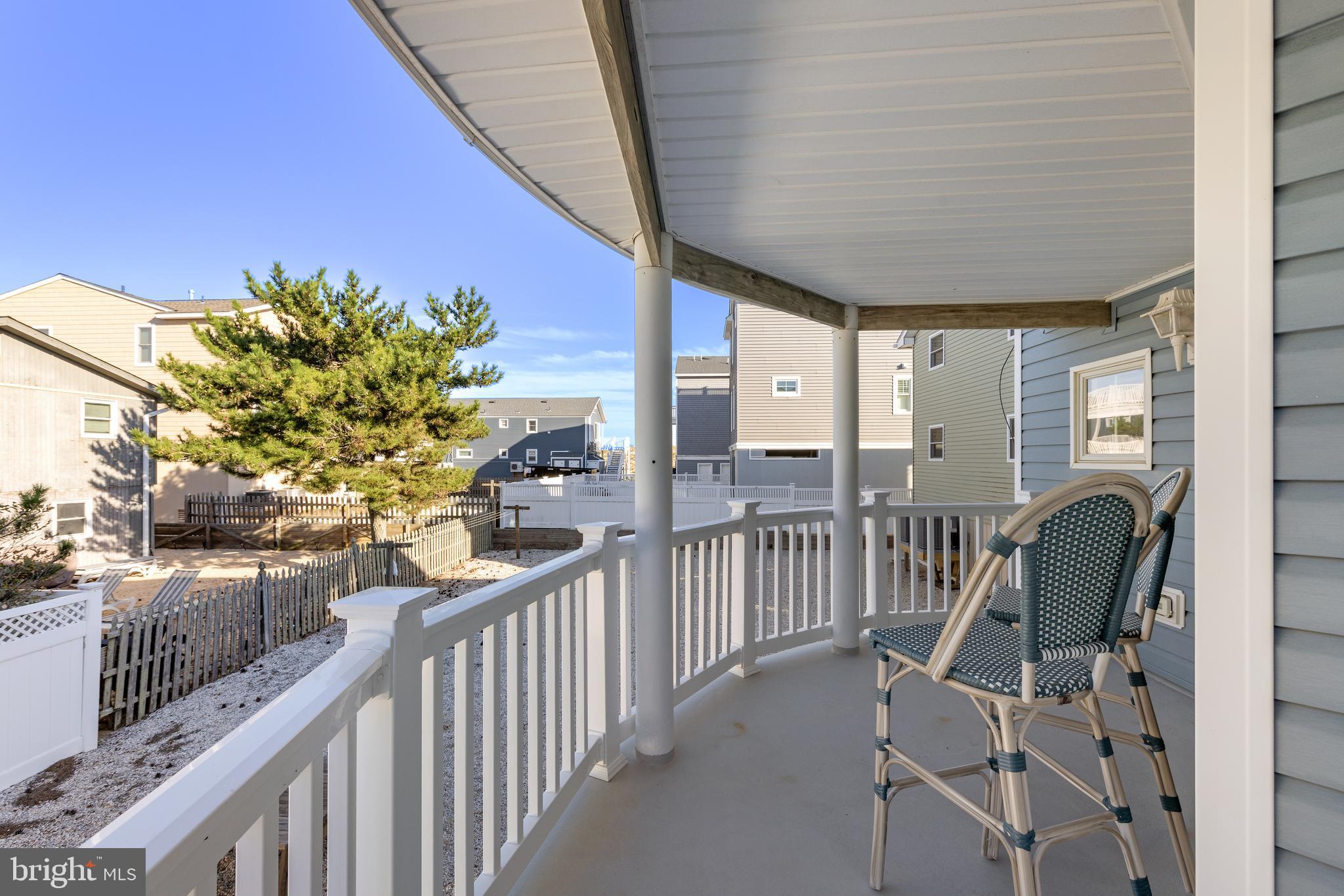 229 MERIVALE AVENUE A 1ST FLOOR