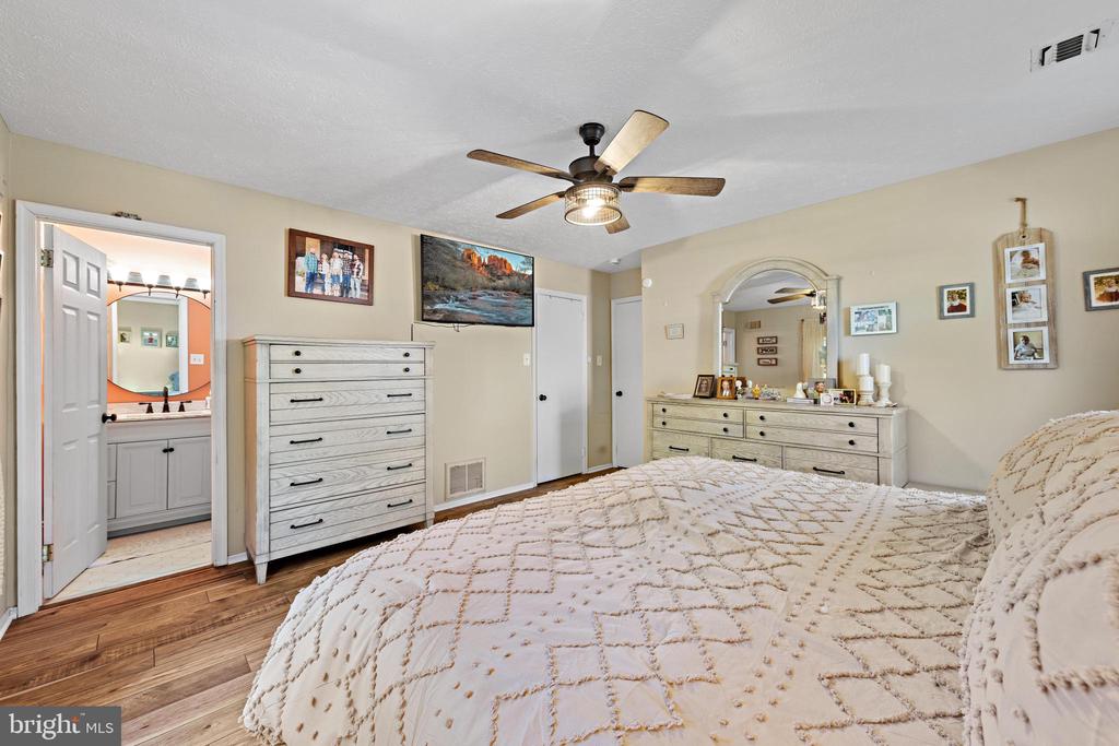 256 VALLEY FORGE DRIVE
