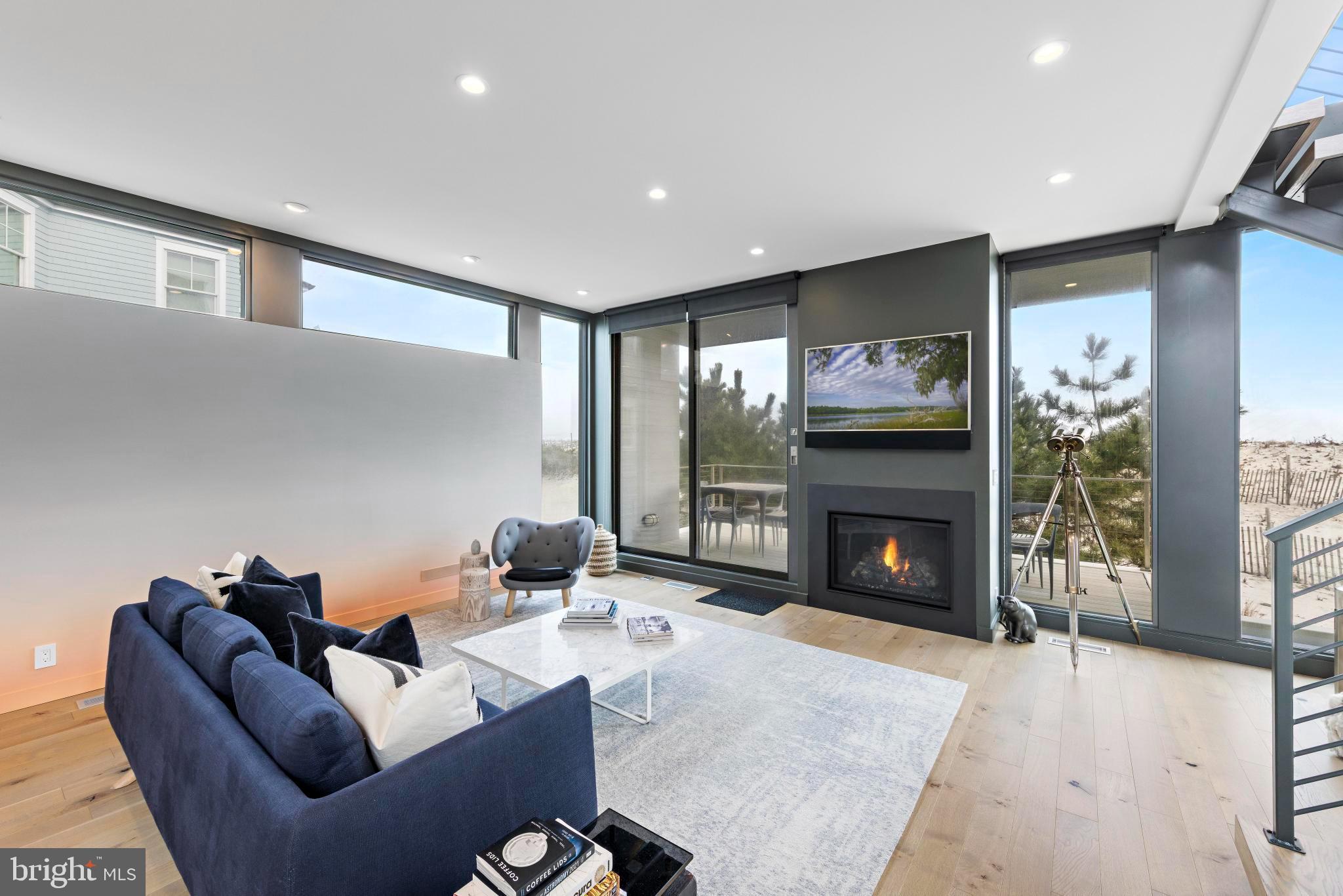 205 STRATFORD AVENUE